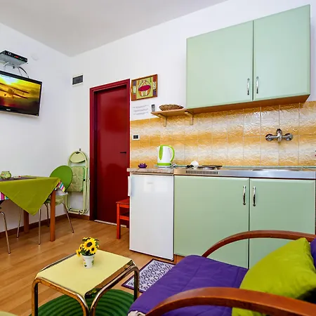 Aja And Stefy Appartement
