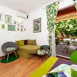 Apartament Aja And Stefy *